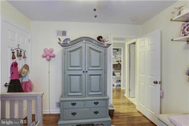 1804 Pelling Court Silver Spring, MD 20905 - Photo 20 of 27 Bedroom