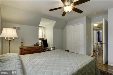 1804 Pelling Court Silver Spring, MD 20905 - Photo 23 of 27 Bedroom