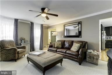 1804 Pelling Court Silver Spring, MD 20905 - Photo 6 of 27 Family Room