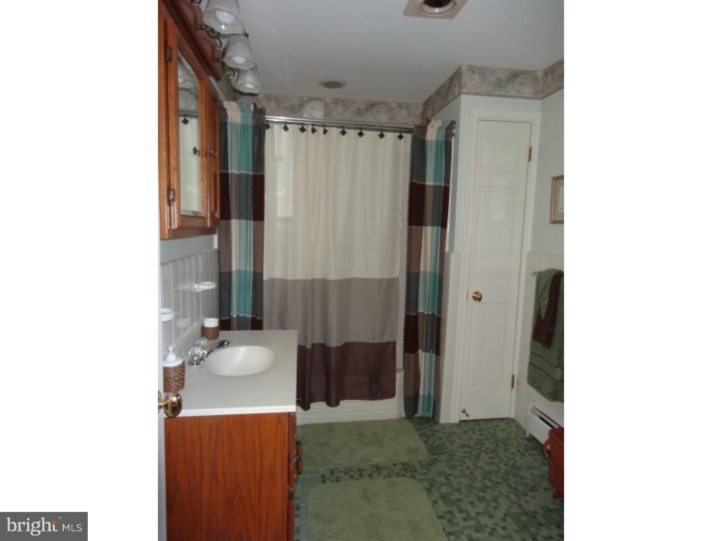 1265 Dell Road Norristown, PA 19403 - Photo 15 of 23 Gallery Image 15