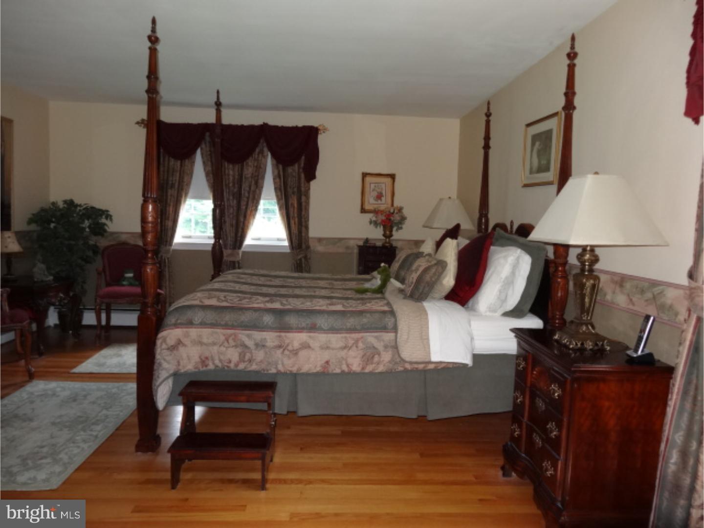 1265 Dell Road Norristown, PA 19403 - Photo 17 of 23 Gallery Image 17