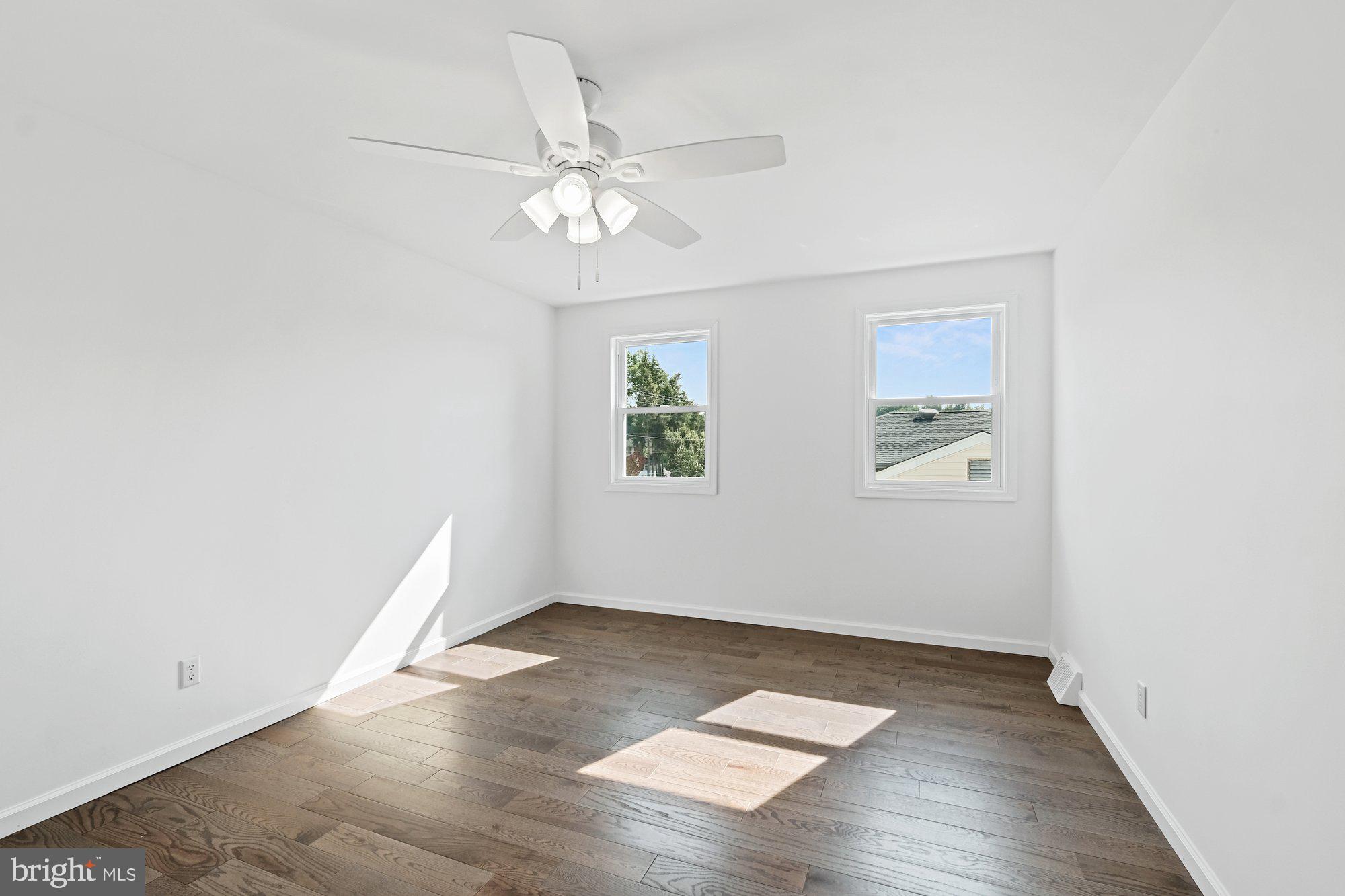 9722 Morefield Road Philadelphia, PA 19115 - Photo 22 of 36 Bedroom #2 with ceiling fan