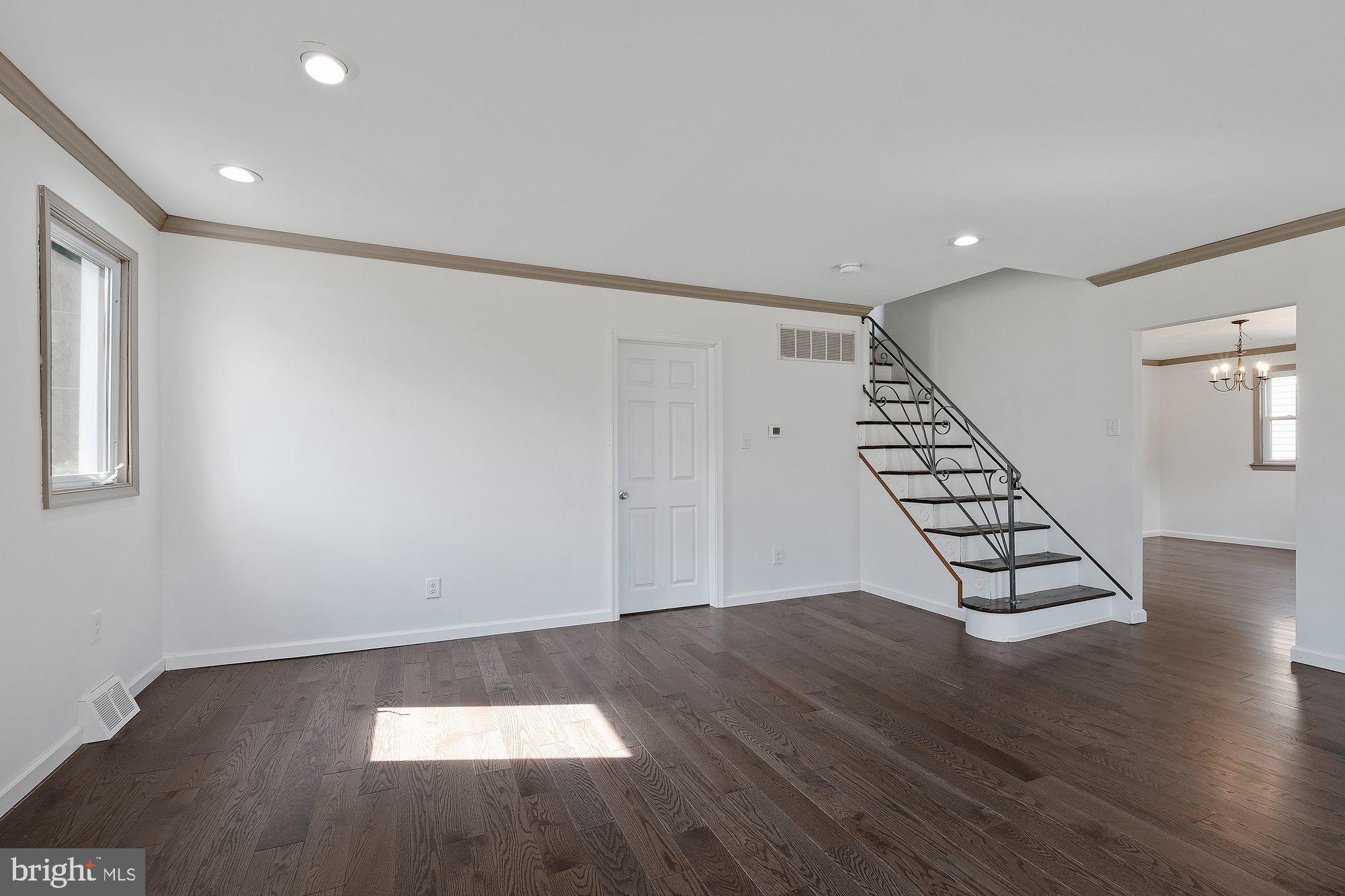 9722 Morefield Road Philadelphia, PA 19115 - Photo 4 of 36 Living room is freshly painted