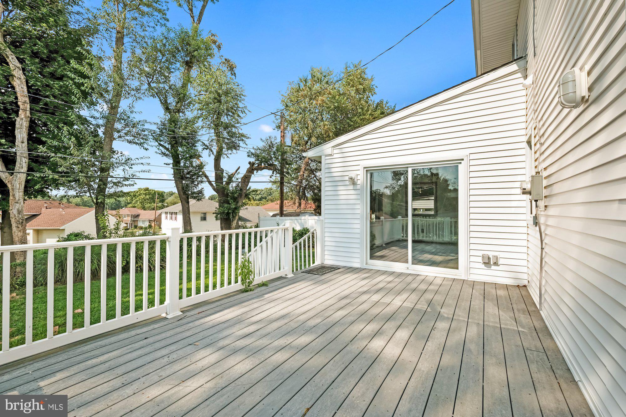 9722 Morefield Road Philadelphia, PA 19115 - Photo 33 of 36 Large deck