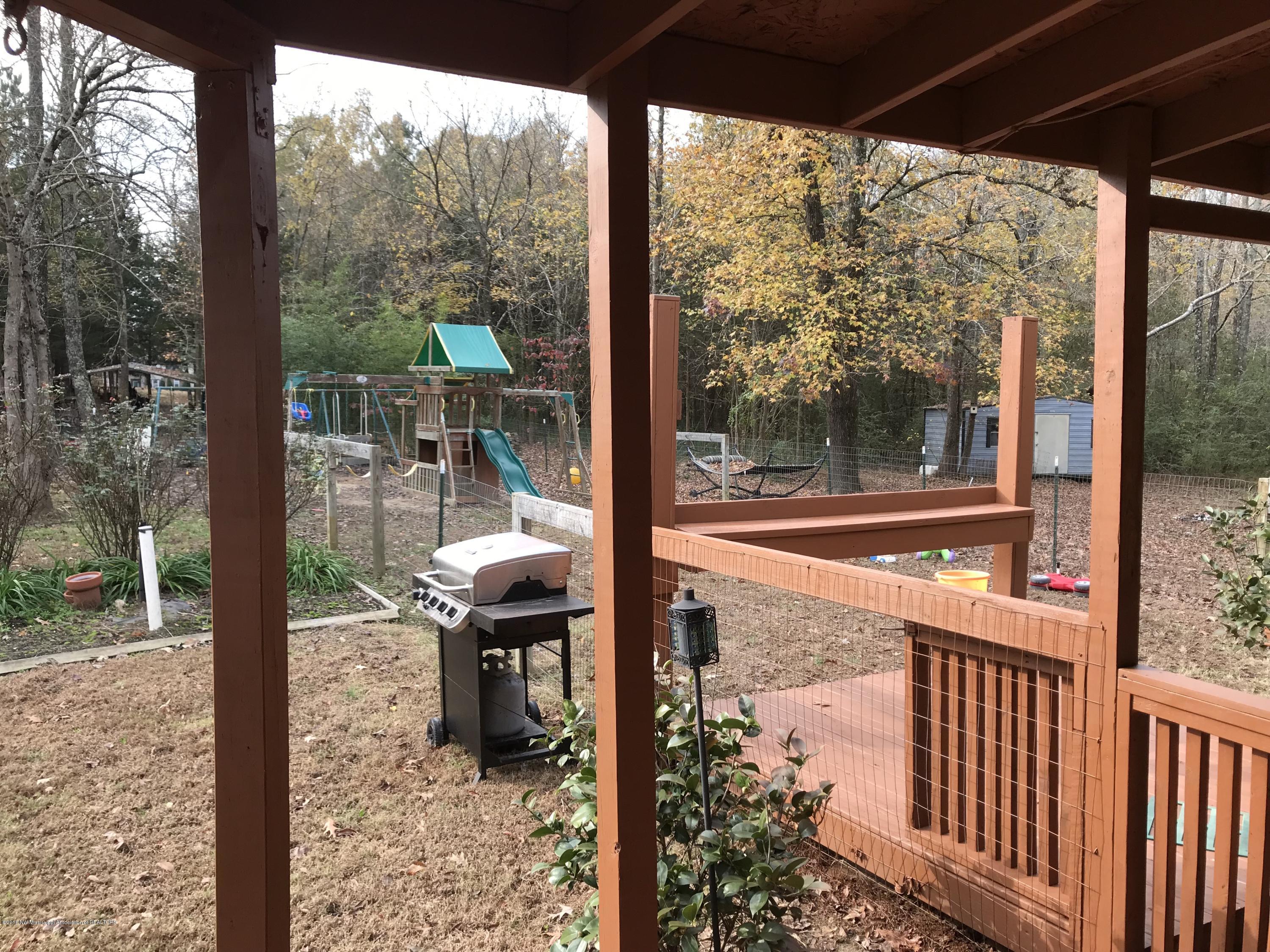 405 Strickland Road Byhalia, MS 38611 - Photo 10 of 20 IMG_5357