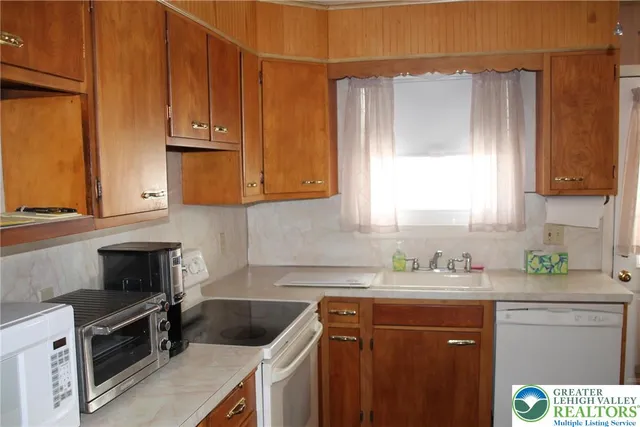 $314,900 | 1932 West Highland Street, Allentown, PA 18104