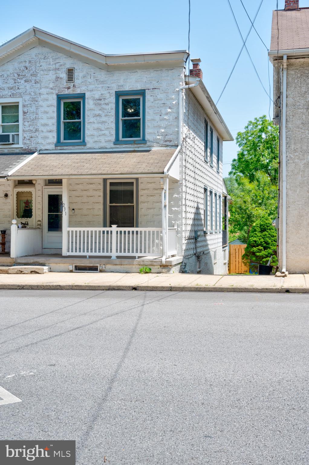 231 South Main Street Spring City, PA 19475 - Photo 1 of 29 Refreshing Twin in Up and Coming Spring City Boro
