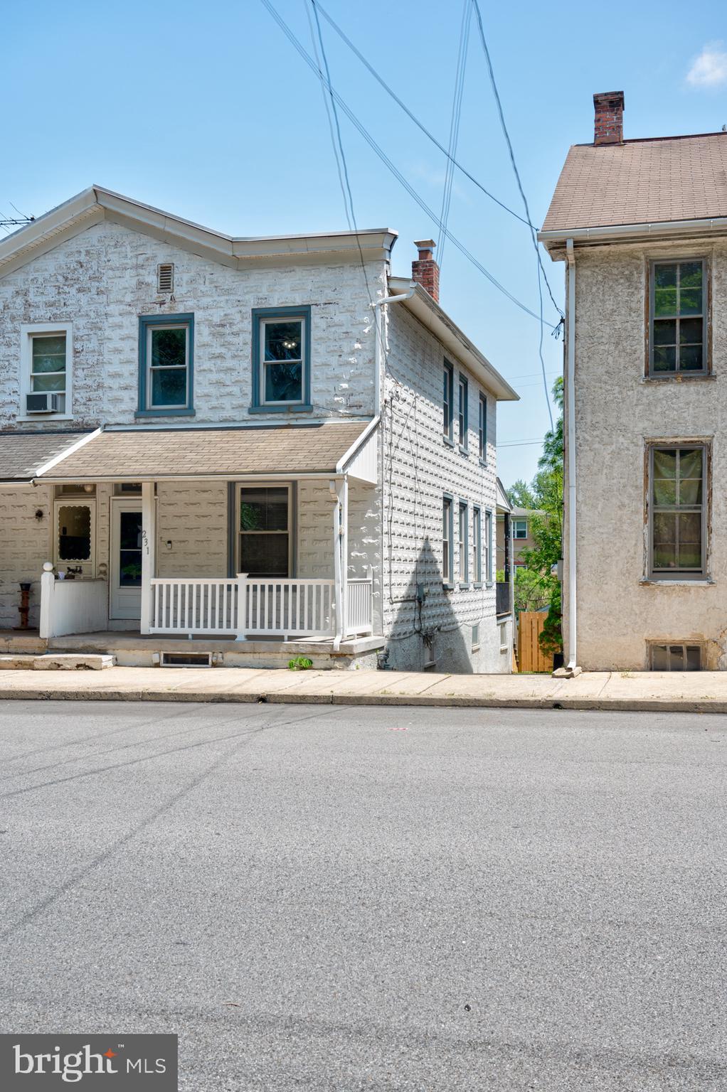 231 South Main Street Spring City, PA 19475 - Photo 29 of 29 Hurry Home!