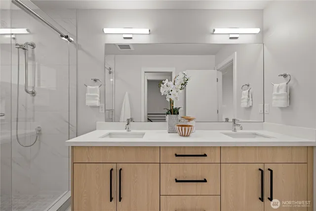 $865,000 | 105 Northwest 39th Street, Seattle, WA 98107