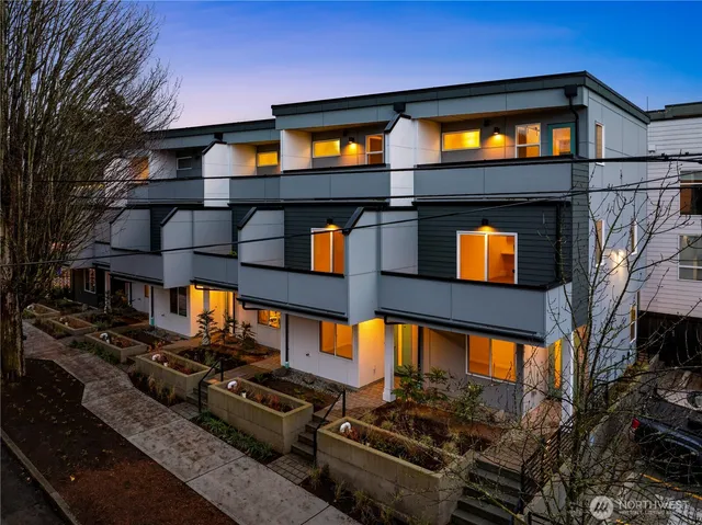 $859,950 | 105 Northwest 39th Street, Seattle, WA 98107