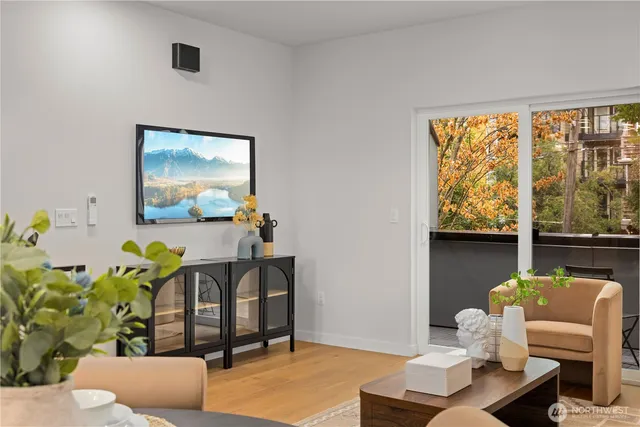 $859,950 | 105 Northwest 39th Street, Seattle, WA 98107