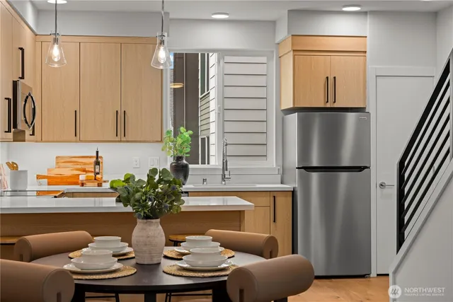 $865,000 | 105 Northwest 39th Street, Seattle, WA 98107