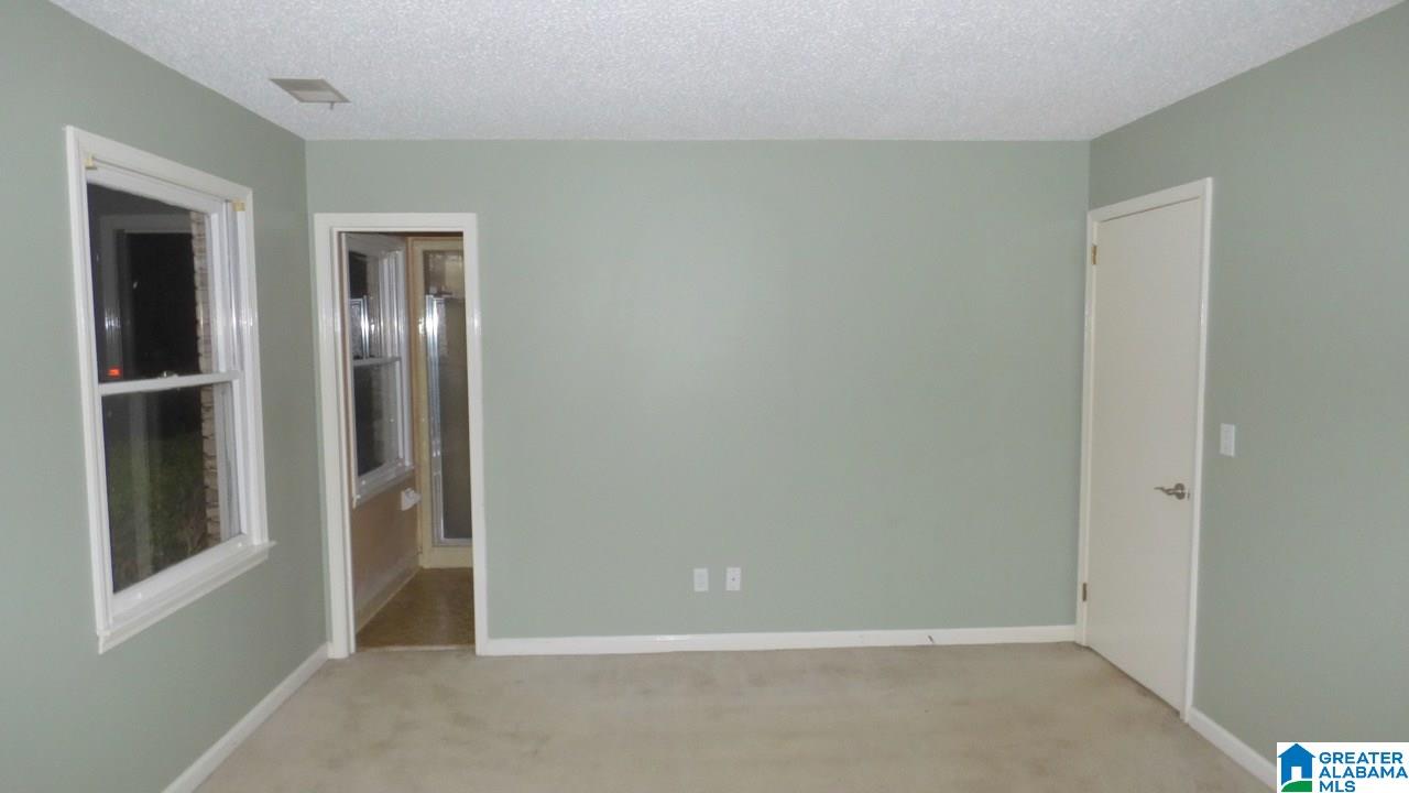 1121 7th Avenue Southwest Alabaster, AL 35007 - Photo 3 of 7