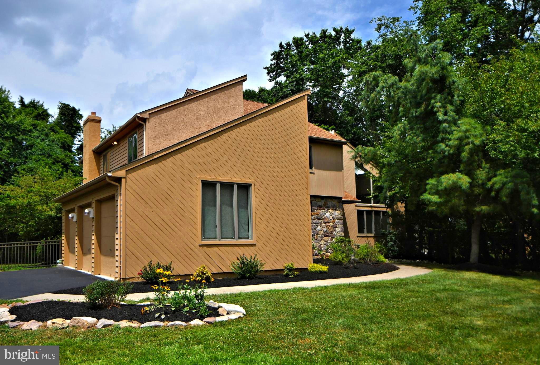 1405 Hampton Road Yardley, PA 19067 - Photo 3 of 57 Gallery Image 3
