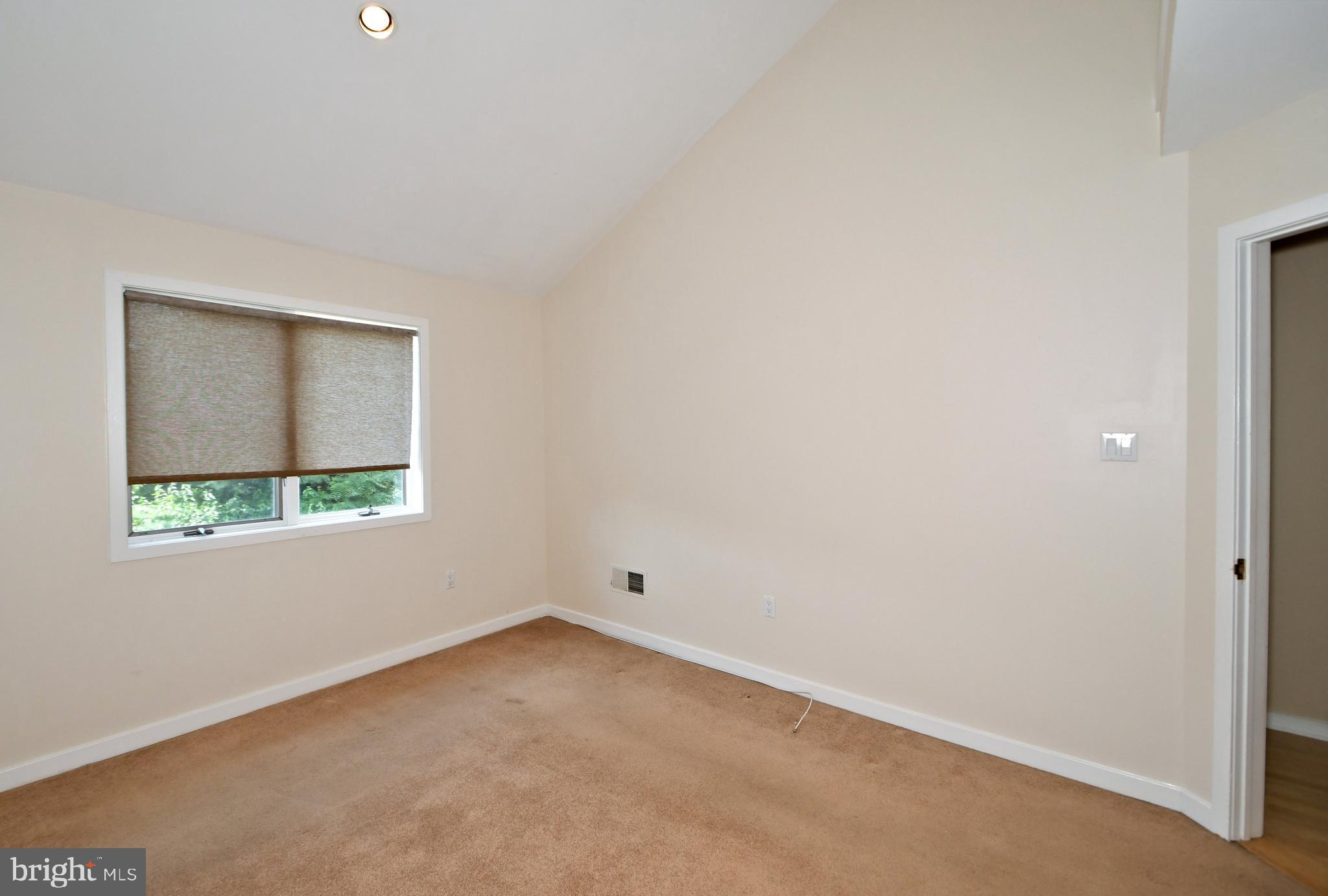 1405 Hampton Road Yardley, PA 19067 - Photo 40 of 57 Gallery Image 40