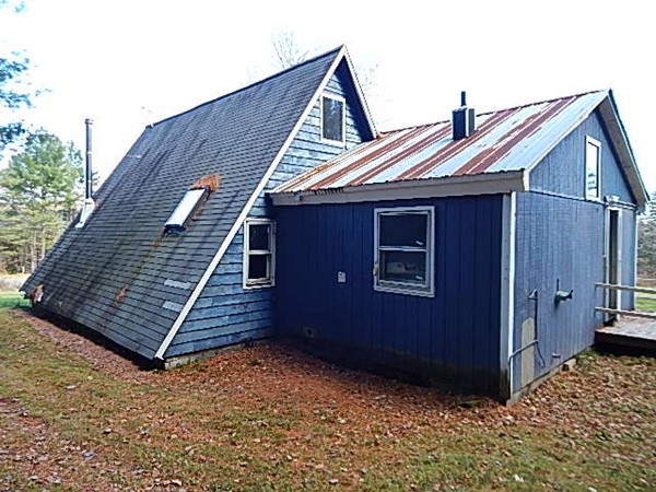 167 Number 9 Road Heath, MA 01339 - Photo 3 of 14