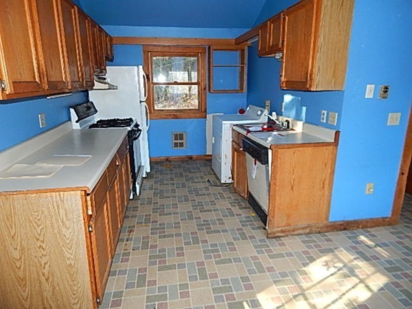 167 Number 9 Road Heath, MA 01339 - Photo 9 of 14