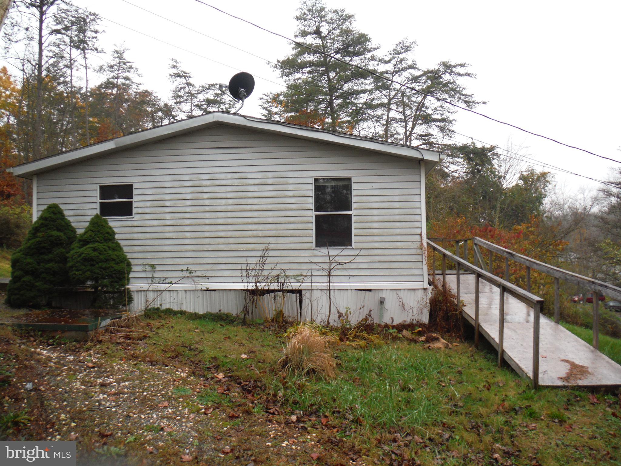 924 Pines Road Etters, PA 17319 - Photo 4 of 38 Gallery Image 4