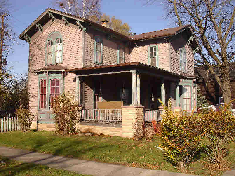 210 McCormick Street Bay City, MI 48708 - Photo 1 of 13 Gallery Image 1