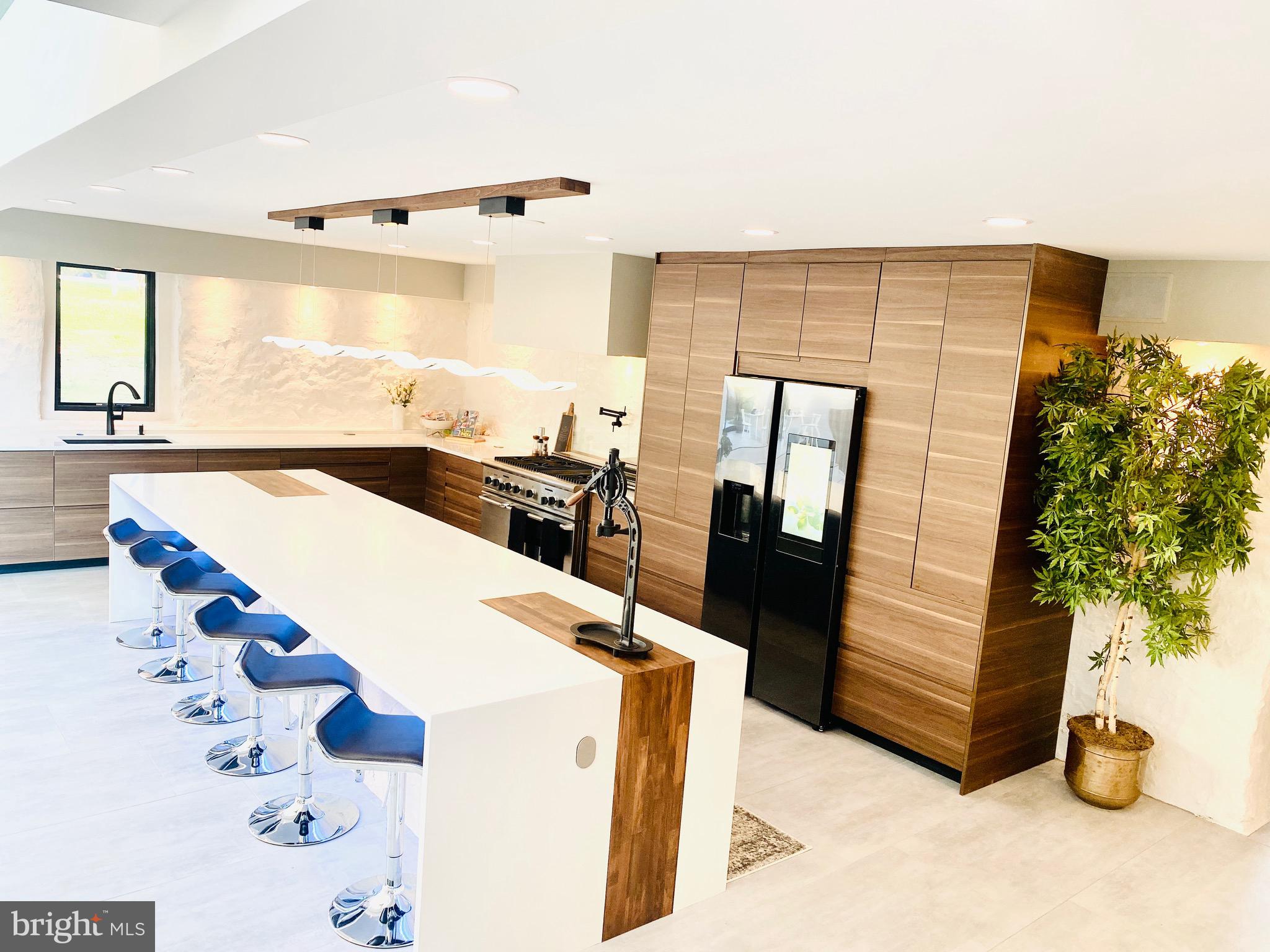 10 Pineview Drive Media, PA 19063 - Photo 19 of 38 Kitchen