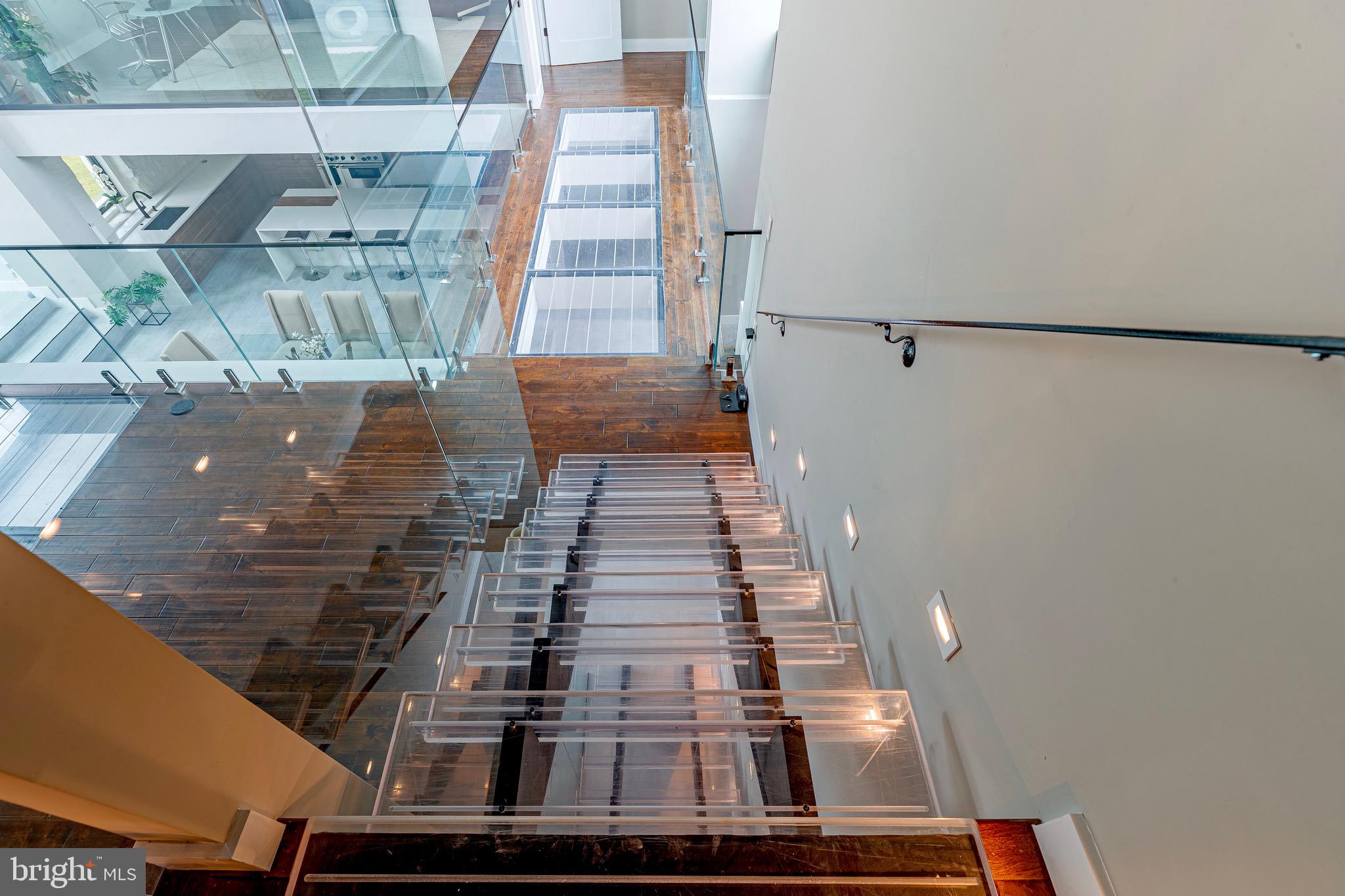 10 Pineview Drive Media, PA 19063 - Photo 21 of 38 Main Staircase