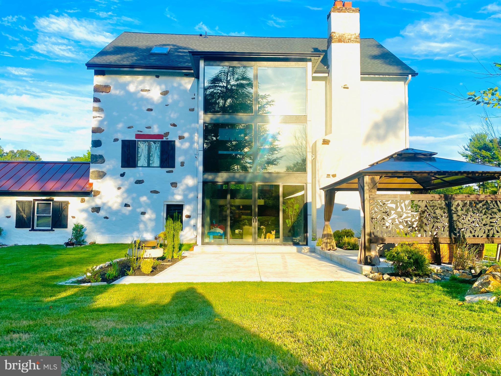 10 Pineview Drive Media, PA 19063 - Photo 37 of 38 Back Patio