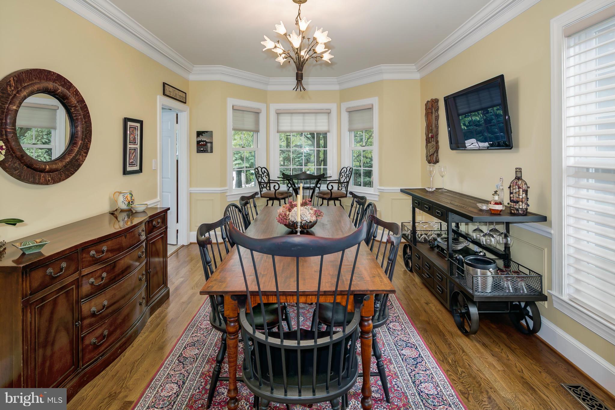 6608 Quaker Ridge Road North Bethesda, MD 20852 - Photo 11 of 28 Dining Room
