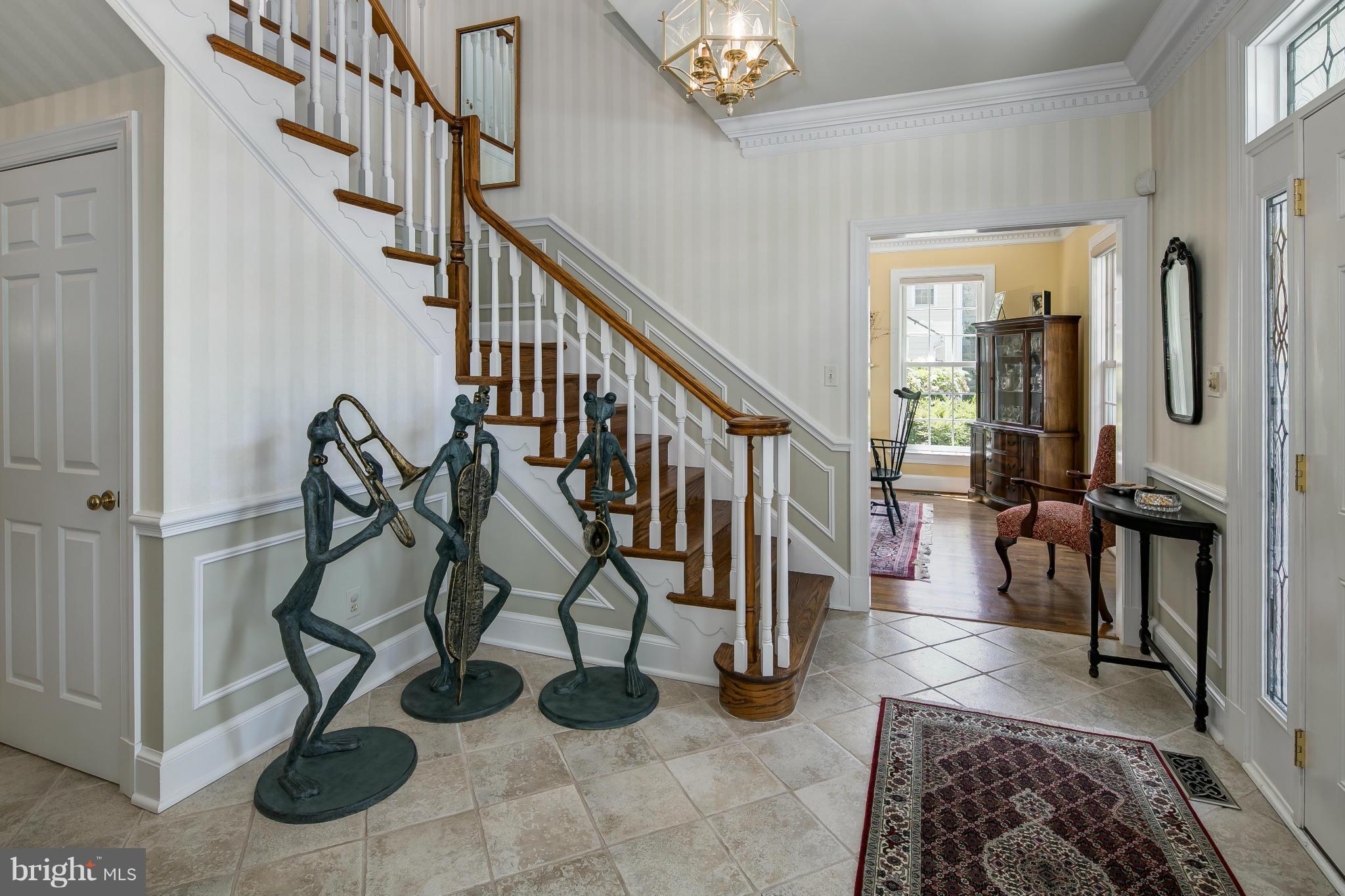 6608 Quaker Ridge Road North Bethesda, MD 20852 - Photo 4 of 28 Interior (General)