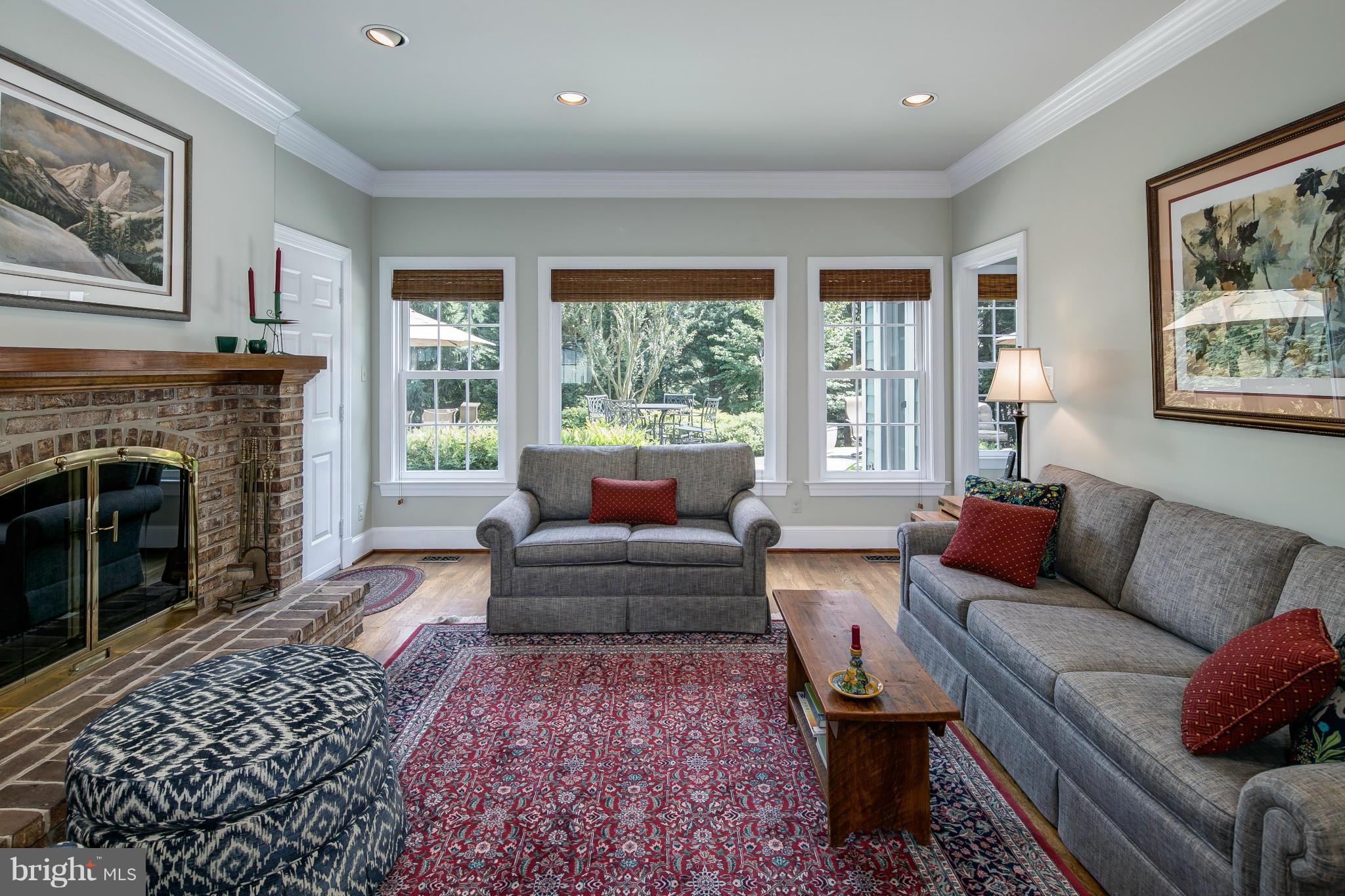 6608 Quaker Ridge Road North Bethesda, MD 20852 - Photo 8 of 28 Family Room