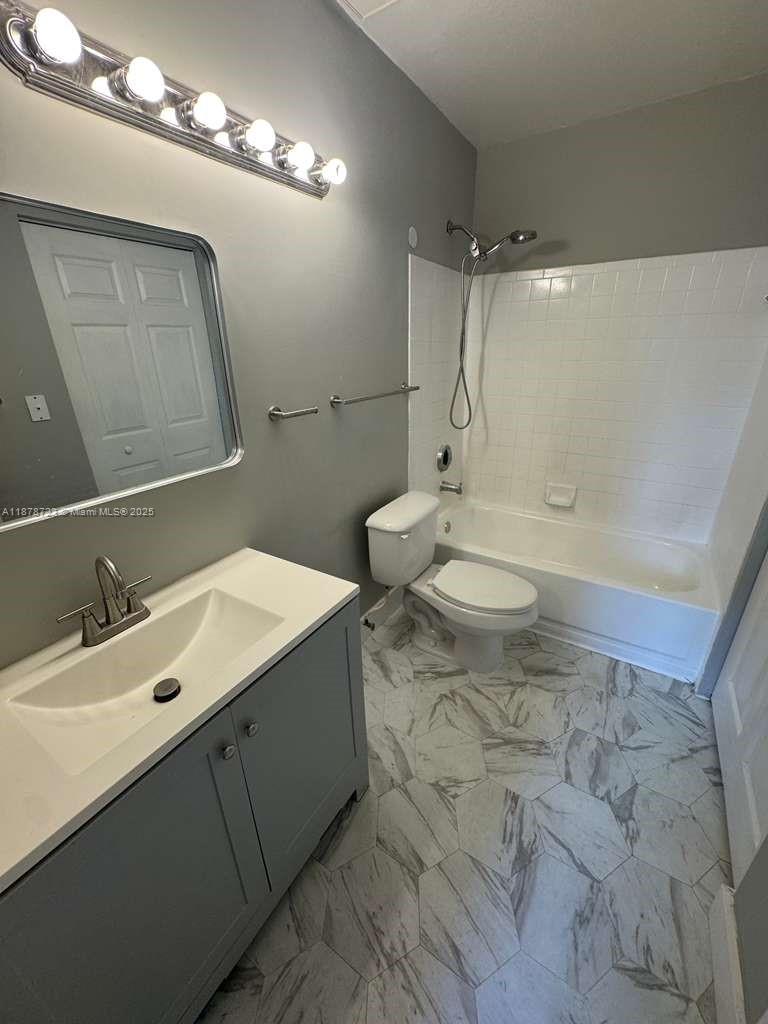 18332 Northwest 68th Avenue, Unit A Hialeah, FL 33015 - Photo 16 of 25
