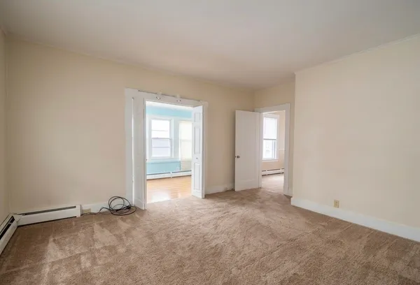 $2,300 | 362 Main Street, Unit 1, Nashua, NH 03060