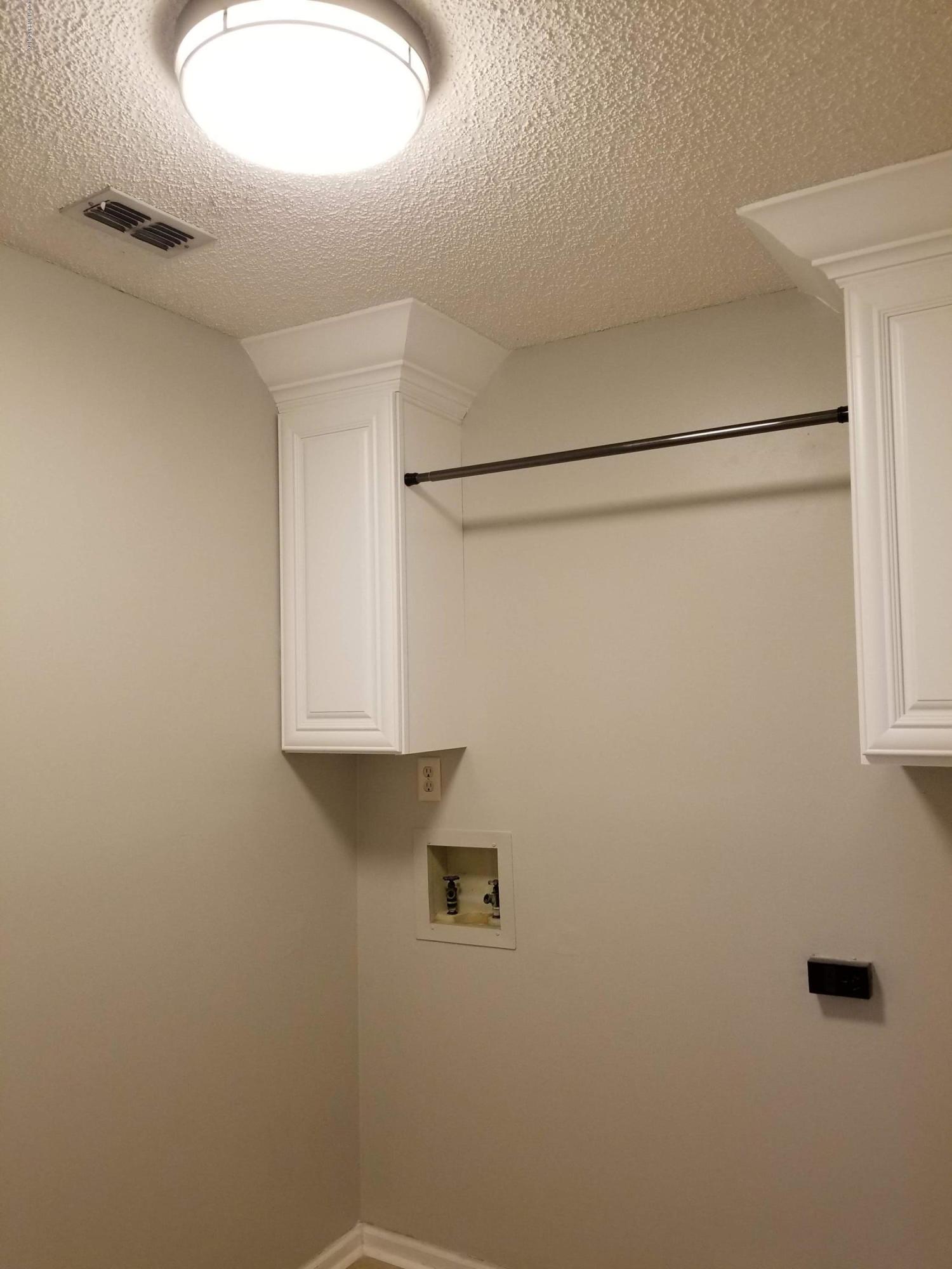 4840 Maxwood Road Jacksonville, FL 32257 - Photo 8 of 15 20180606_112136