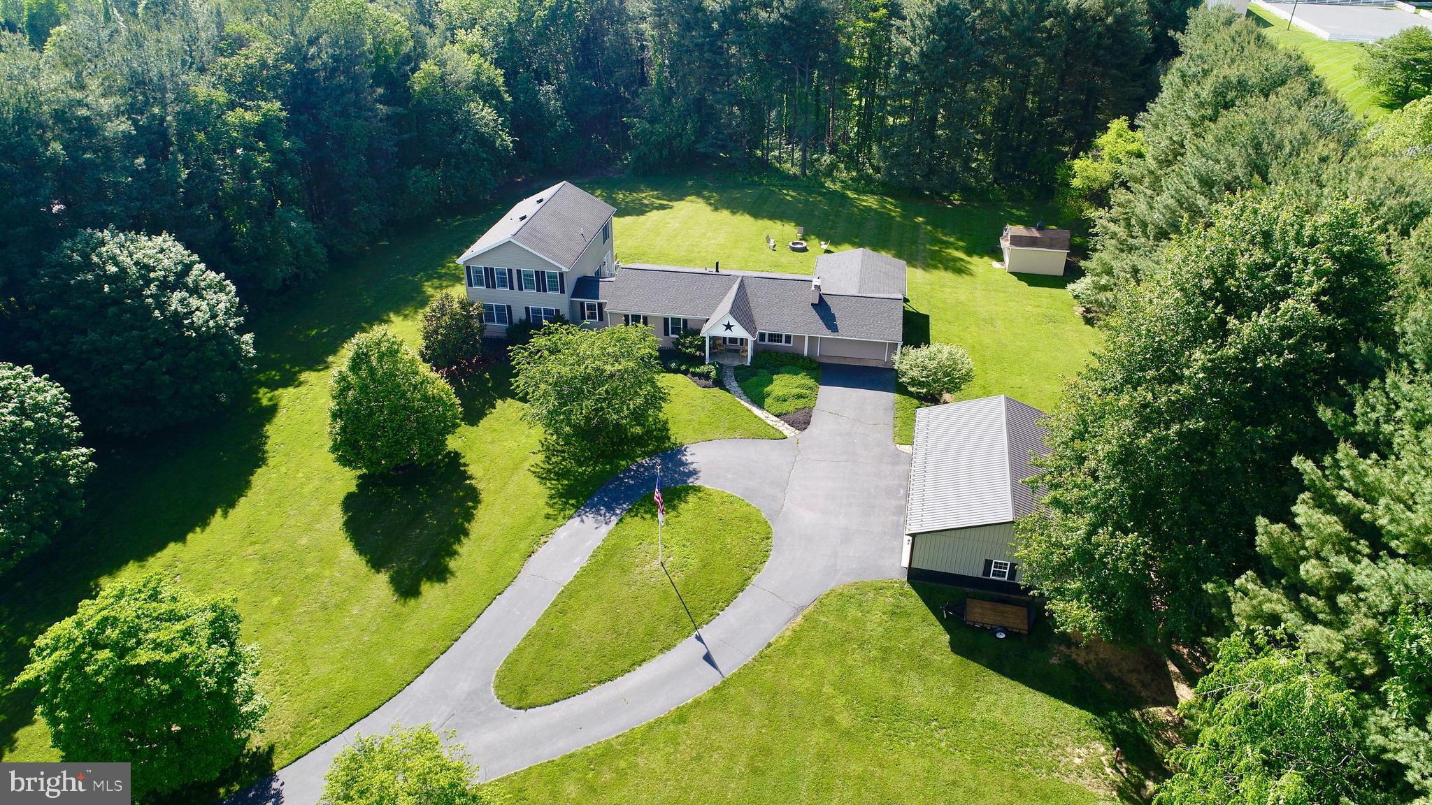 Residence, Property, Garage, Barn & Property