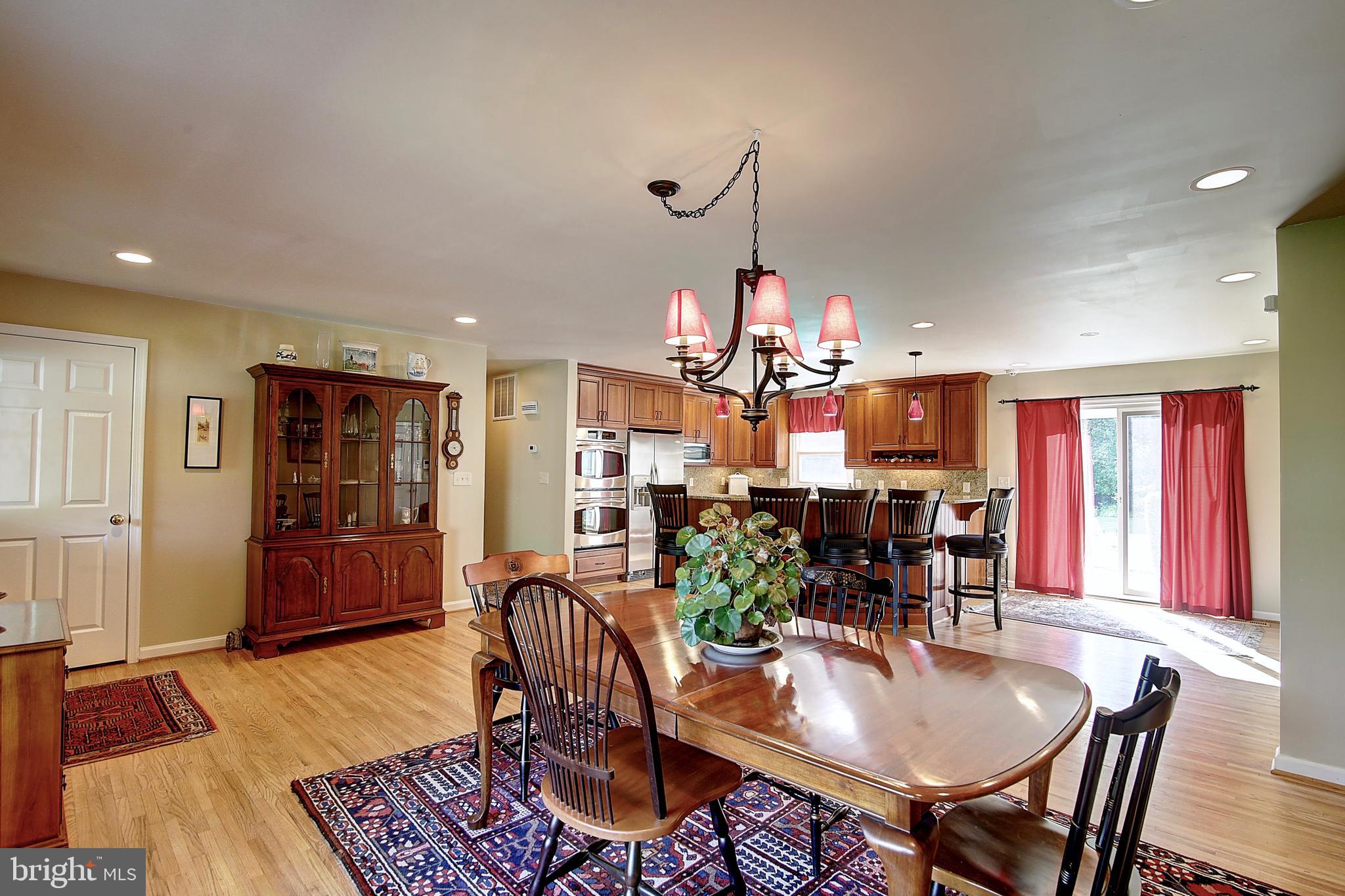 19169 Silcott Springs Road Purcellville, VA 20132 - Photo 8 of 70 Dining Room w/ Fireplace
