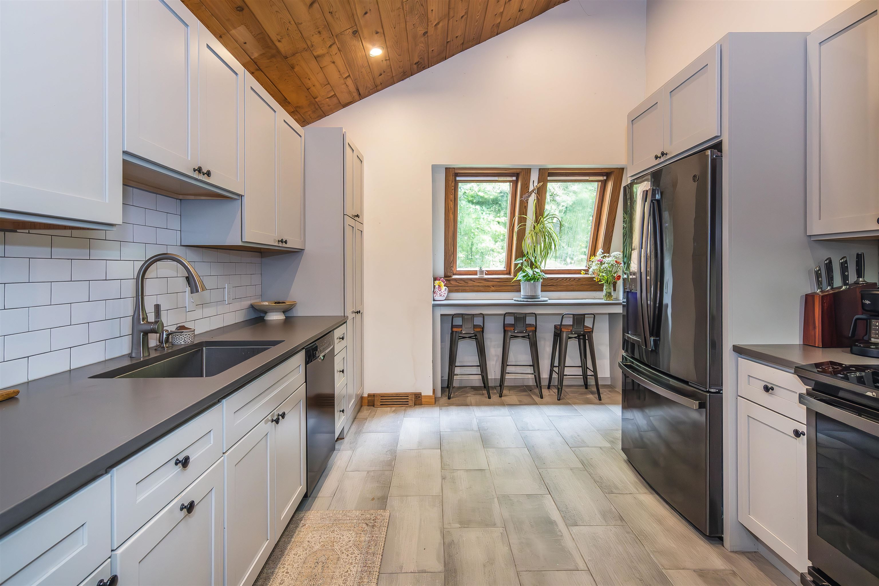 651 Colonial Drive Rutland Town, VT 05701 - Photo 25 of 34