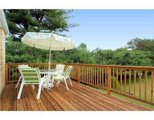 306 West Starz Road Cheswick, PA 15024 - Photo 14 of 18 Patio/Deck. Great for Entertaining!!!!