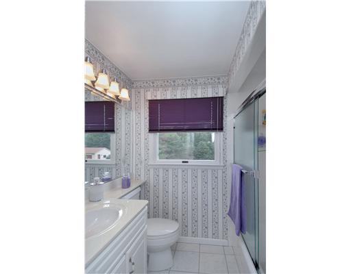 306 West Starz Road Cheswick, PA 15024 - Photo 9 of 18 Full Bath. Full Bath on Upper Level w Newer Ceramic Tile Flooring!!!