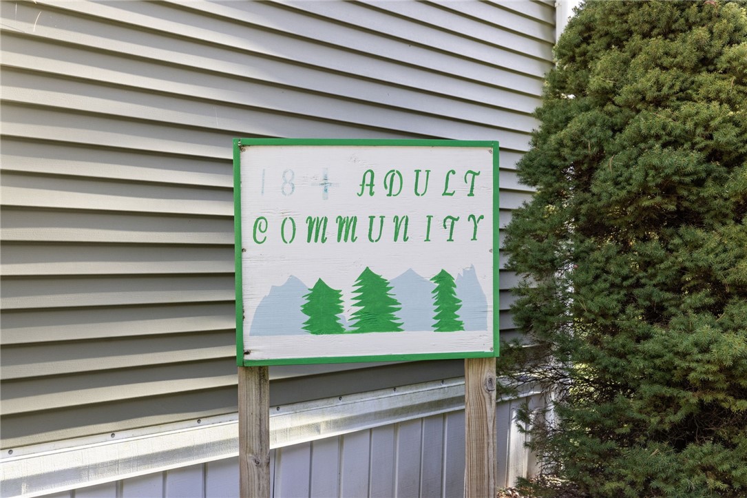 11 Nottingham Place Coventry, RI 02816 - Photo 35 of 38