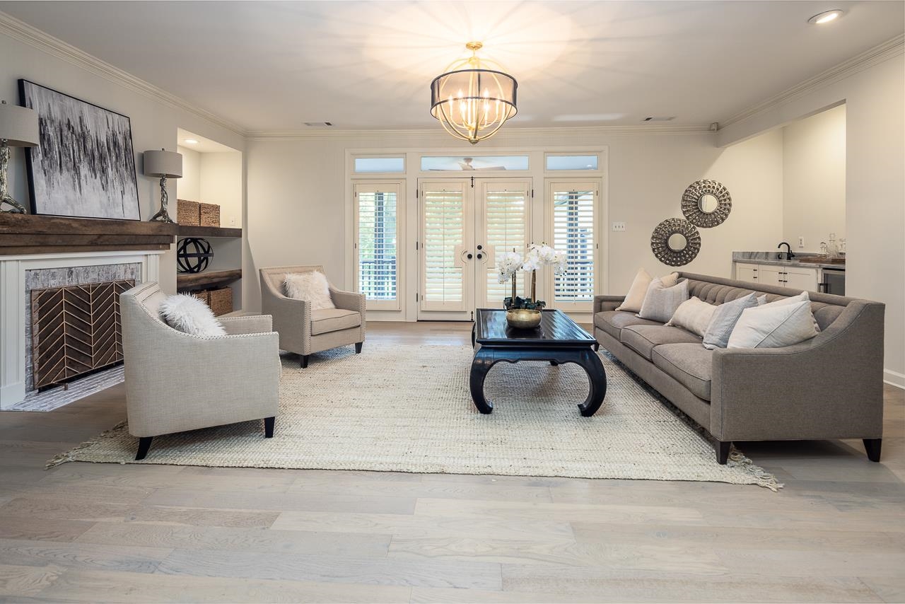 1126 Oak River Road Memphis, TN 38120 - Photo 4 of 25 Gallery Image 4