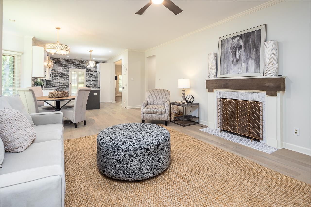 1126 Oak River Road Memphis, TN 38120 - Photo 10 of 25 Gallery Image 10