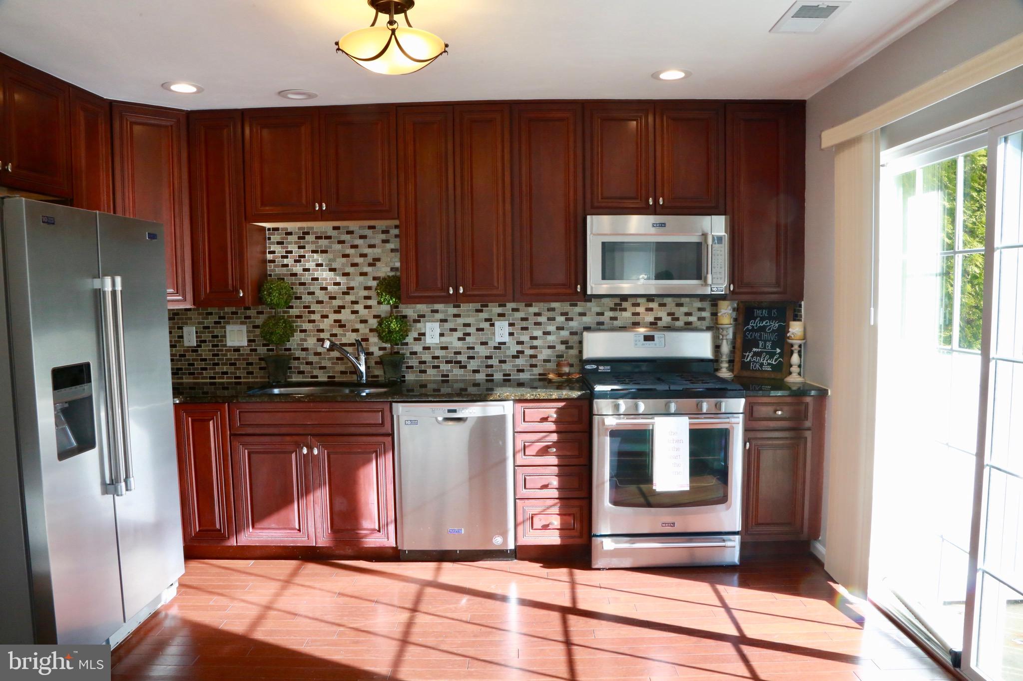 226 Flagstone Road, Unit 4 Chester Springs, PA 19425 - Photo 11 of 28 Wonderful new stainless steel appliances