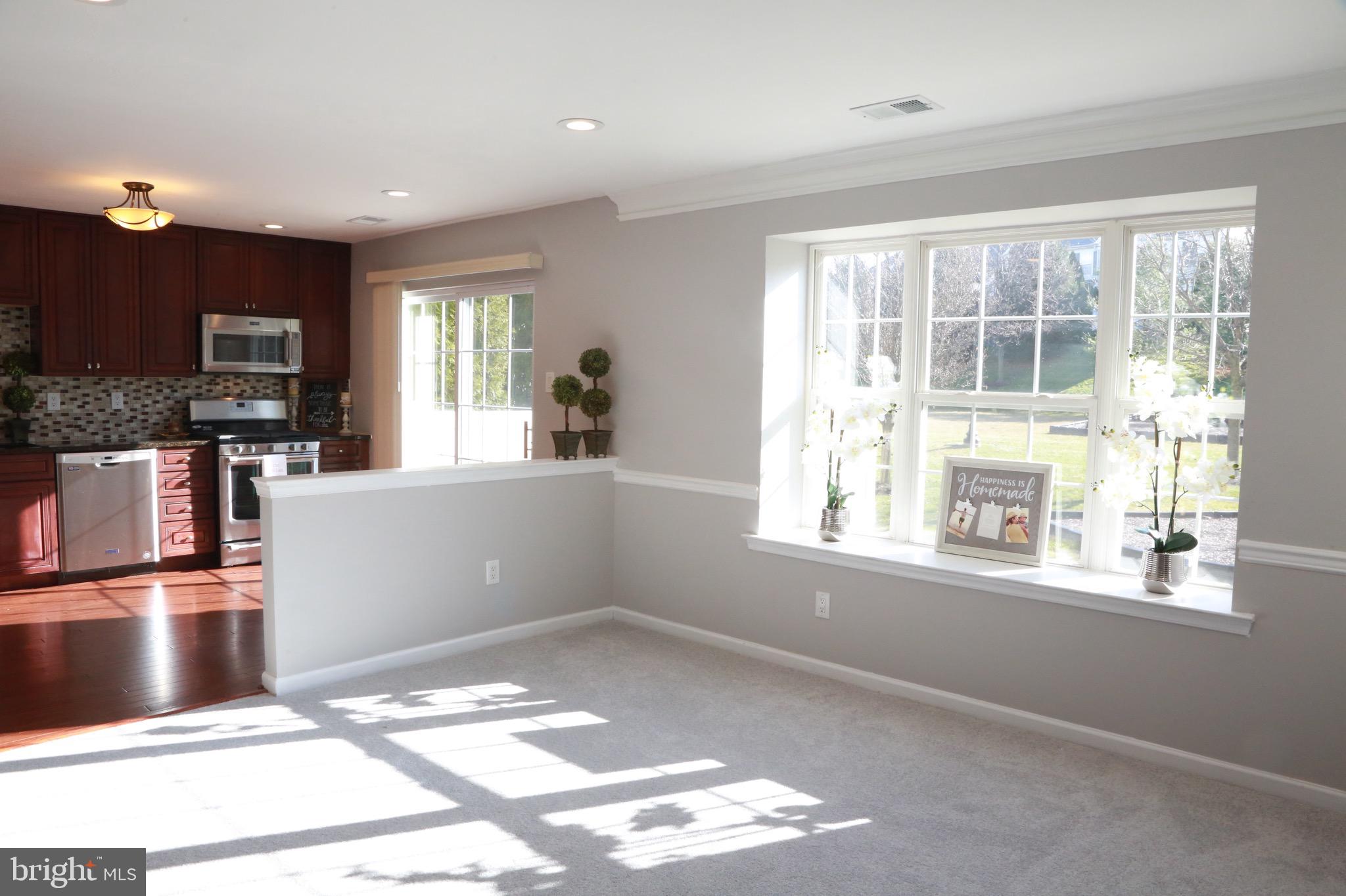 226 Flagstone Road, Unit 4 Chester Springs, PA 19425 - Photo 10 of 28 Natural sunlight