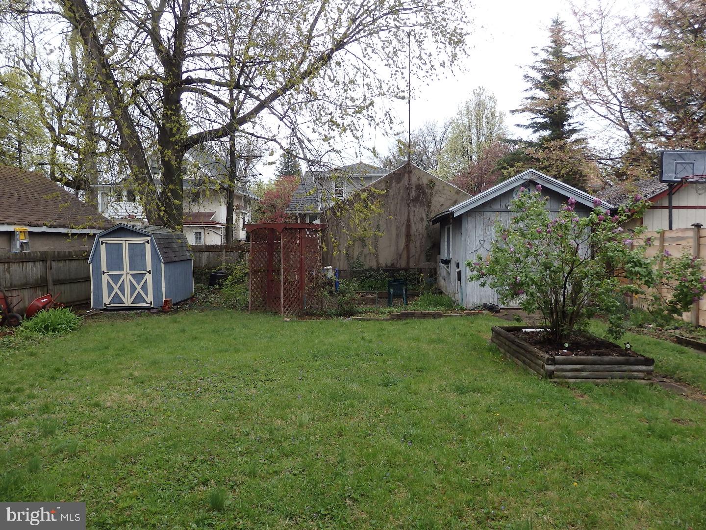 130 Strathmore Road Havertown, PA 19083 - Photo 23 of 25 Back Yard