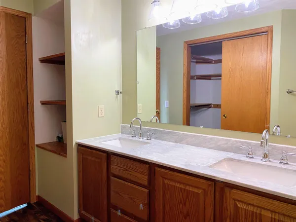 $429,000 | 60439 Fairway Court, Prairie du Chien, WI 53821