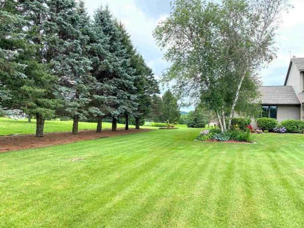 $429,000 | 60439 Fairway Court, Prairie du Chien, WI 53821