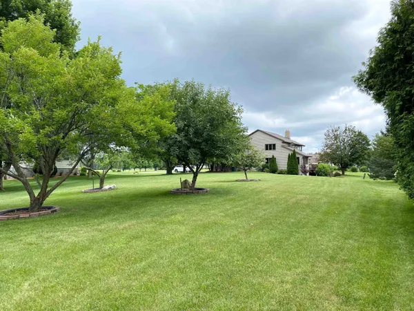 $429,000 | 60439 Fairway Court, Prairie du Chien, WI 53821