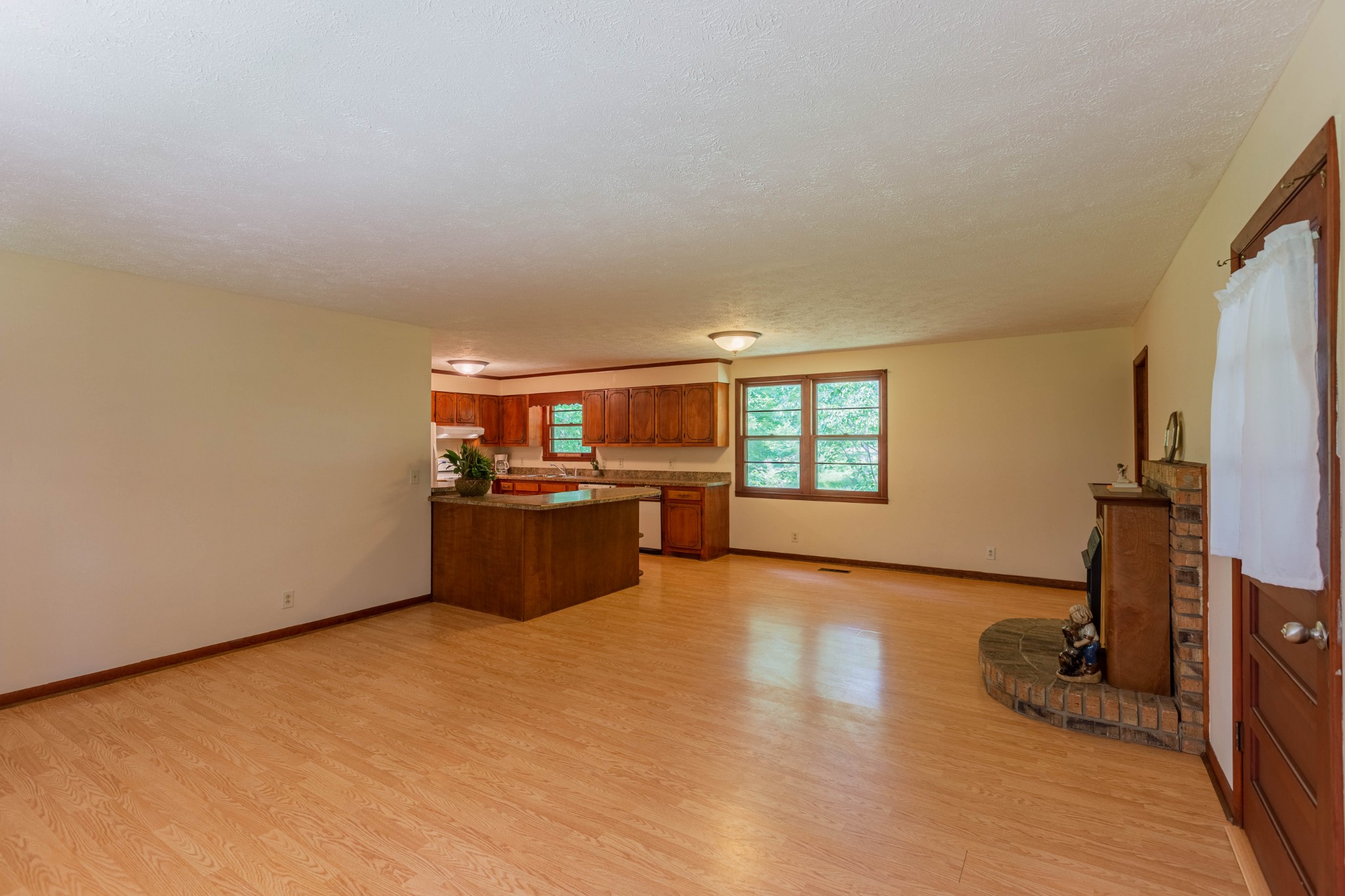168 Woody Crest Road Dickson, TN 37055 - Photo 7 of 34 Gallery Image 7