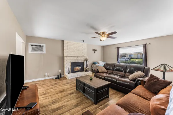 $280,000 | 107 Brentwood Drive, Tehachapi, CA 93561