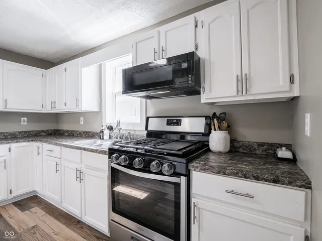 $174,900 | 1020 North Arthur Street, Rushville, IN 46173