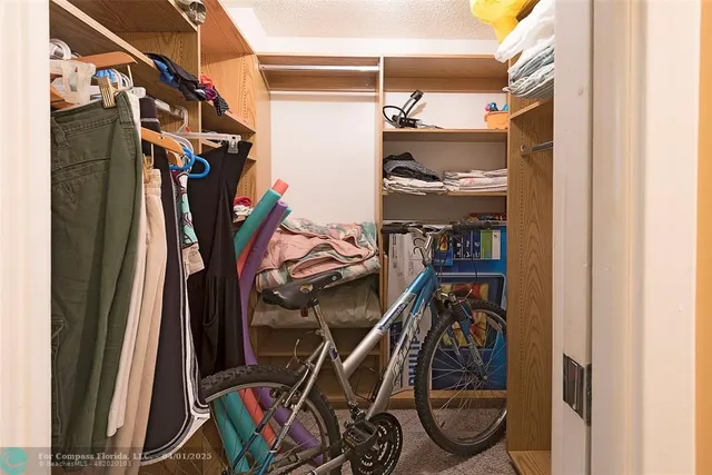 $1,800 | 3051 North Course Drive, Unit 211, Pompano Beach, FL 33069